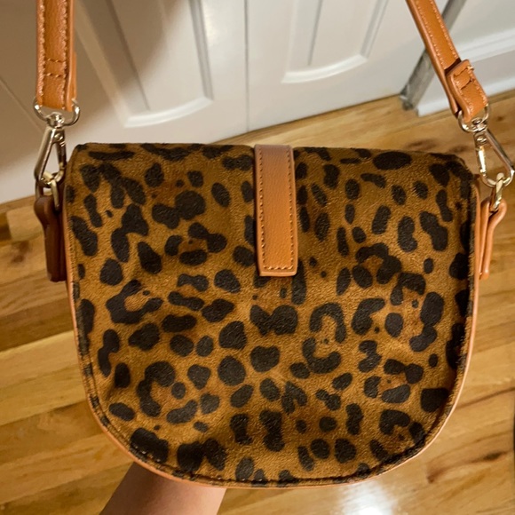 Leopard Print Bag! - Picture 3 of 6